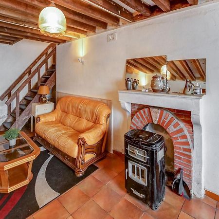 Traditional Holiday Home In Brinon Sur Beuvron Bagian luar foto